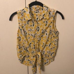 lemon print tie-front shirt